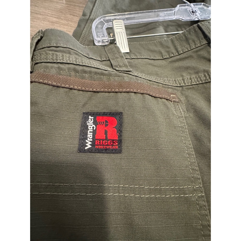 Wrangler Riggs Workwear Mens Ranger Cargo Pants Olive Ripstop 38x34 NEW NWT - Picture 7 of 13
